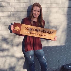 Meet your Posher, Destiny